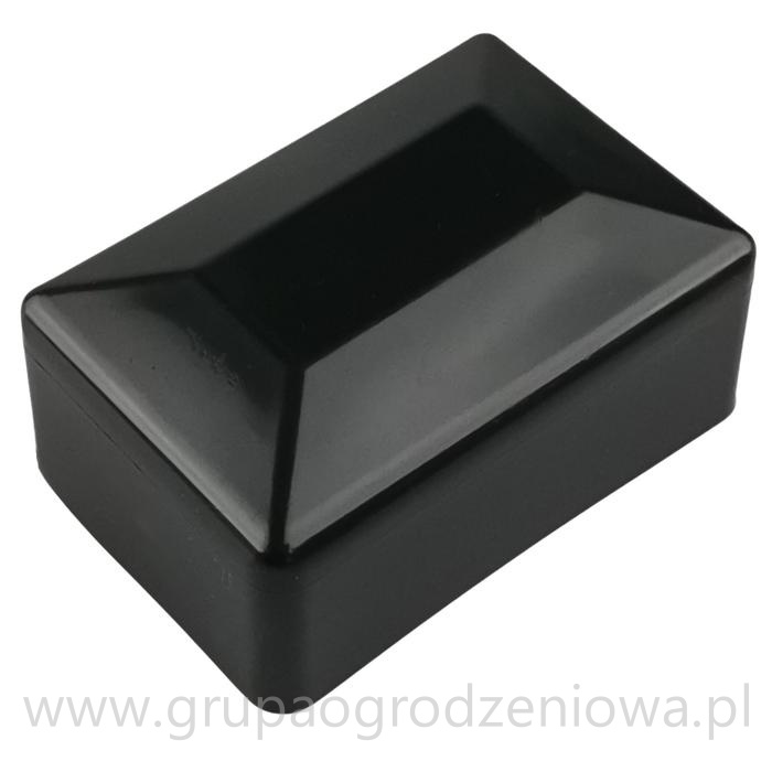 Daszek plastikowy do słupka